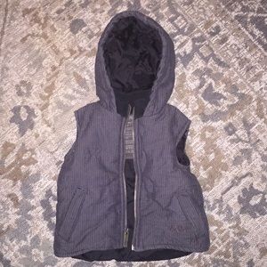 Kenneth Cole Reaction vest